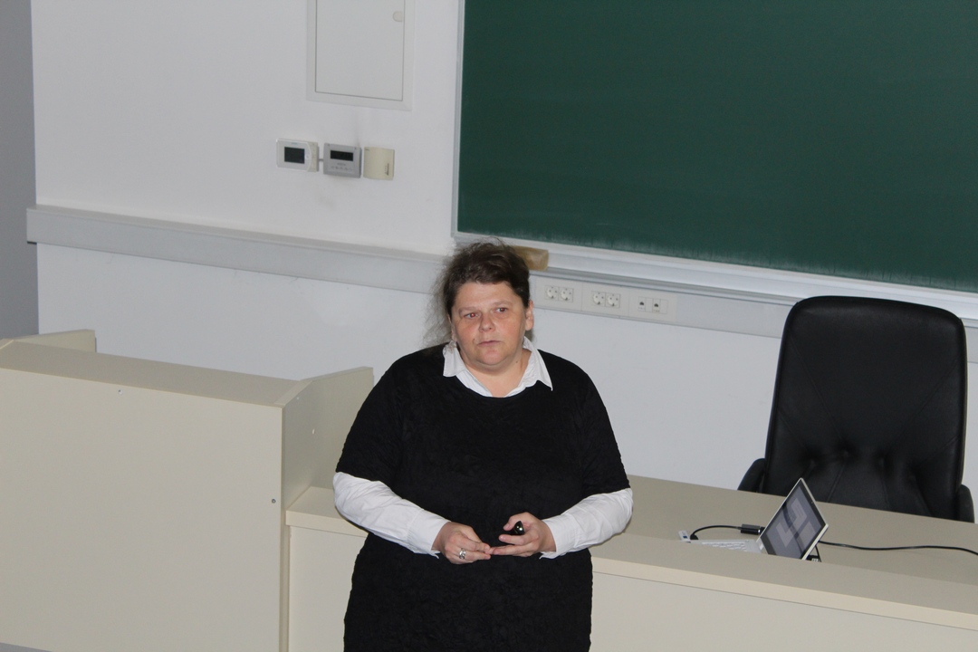 znanstveni sat z dolacek alduk 7